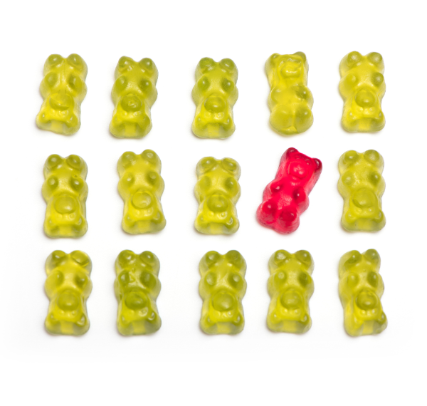 comparing different colours gummy bears